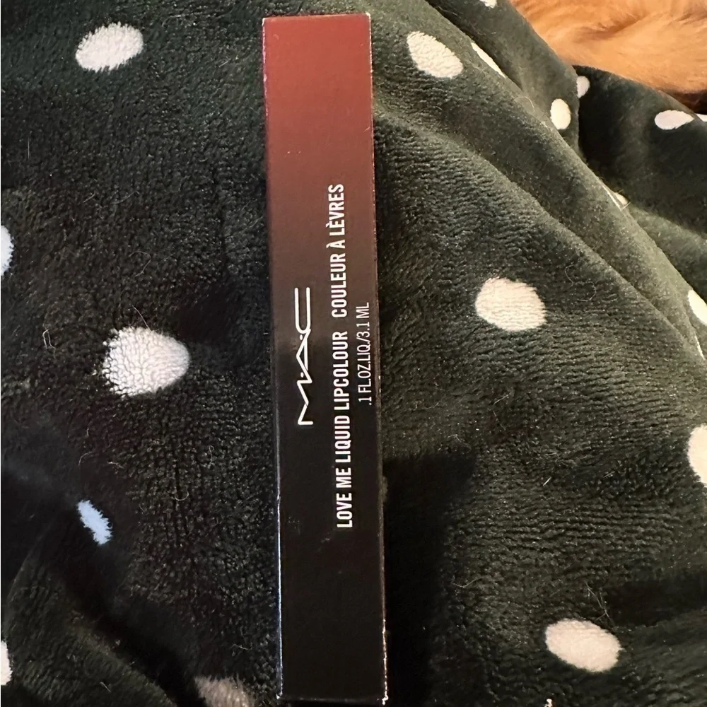 MAC Love Me Liquid LipColour 483 IT'S ALL ME 0.10 fl oz NIB